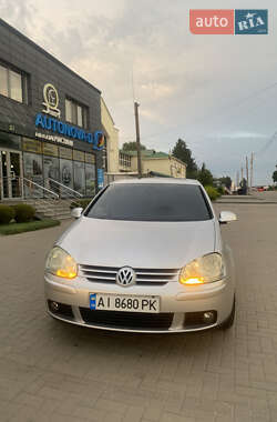 Хетчбек Volkswagen Golf 2005 в Білій Церкві