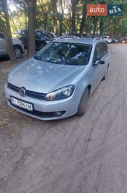 Универсал Volkswagen Golf 2011 в Полтаве