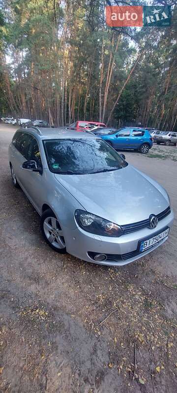 Универсал Volkswagen Golf 2011 в Полтаве
