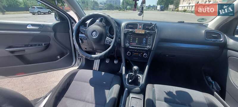 Универсал Volkswagen Golf 2011 в Полтаве
