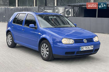 Хэтчбек Volkswagen Golf 2000 в Ровно