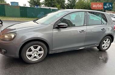 Хэтчбек Volkswagen Golf 2011 в Броварах