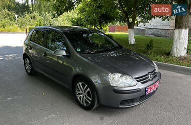 Хетчбек Volkswagen Golf 2006 в Чорткові