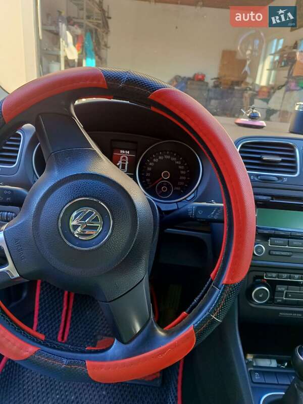 Универсал Volkswagen Golf 2011 в Здолбунове