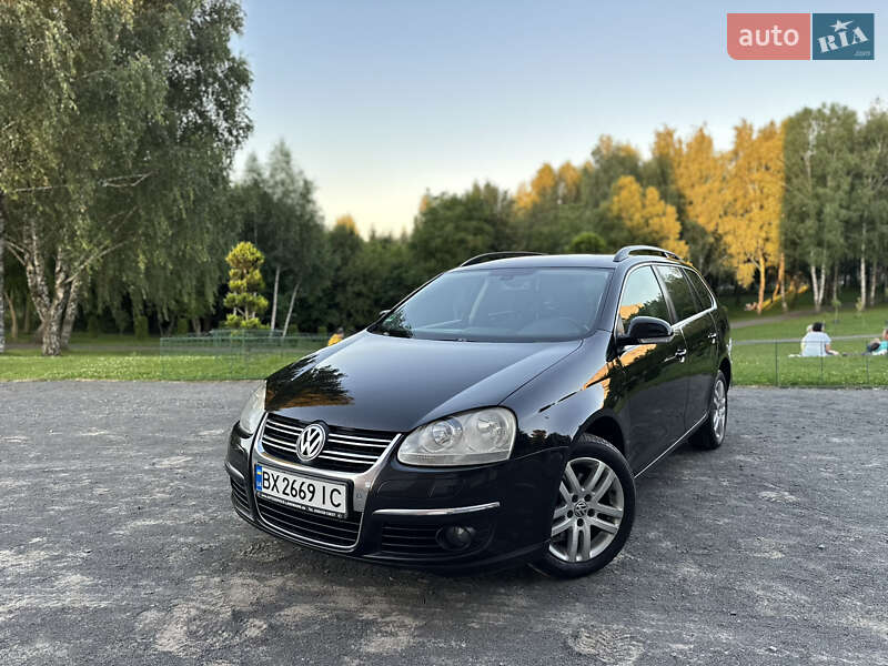 Универсал Volkswagen Golf 2009 в 