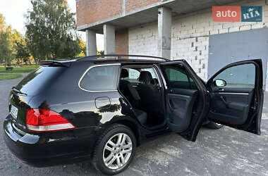 Универсал Volkswagen Golf 2009 в 