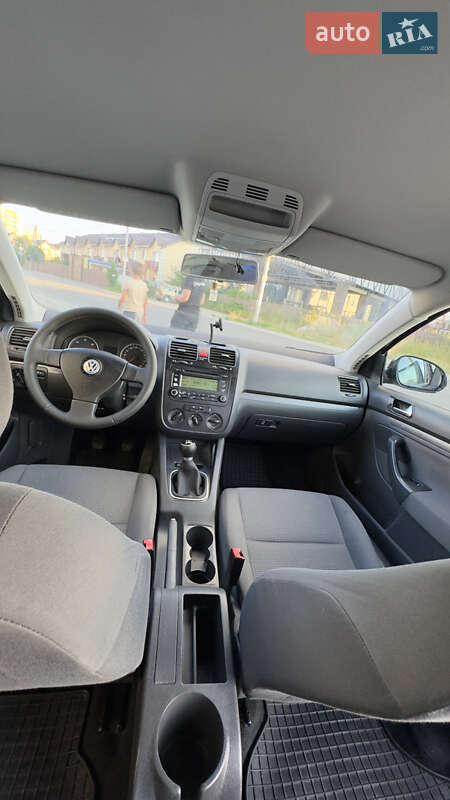 Универсал Volkswagen Golf 2008 в Киеве