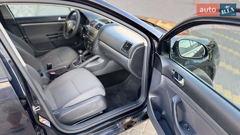 Универсал Volkswagen Golf 2008 в Киеве