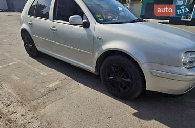 Хэтчбек Volkswagen Golf 2000 в Виннице