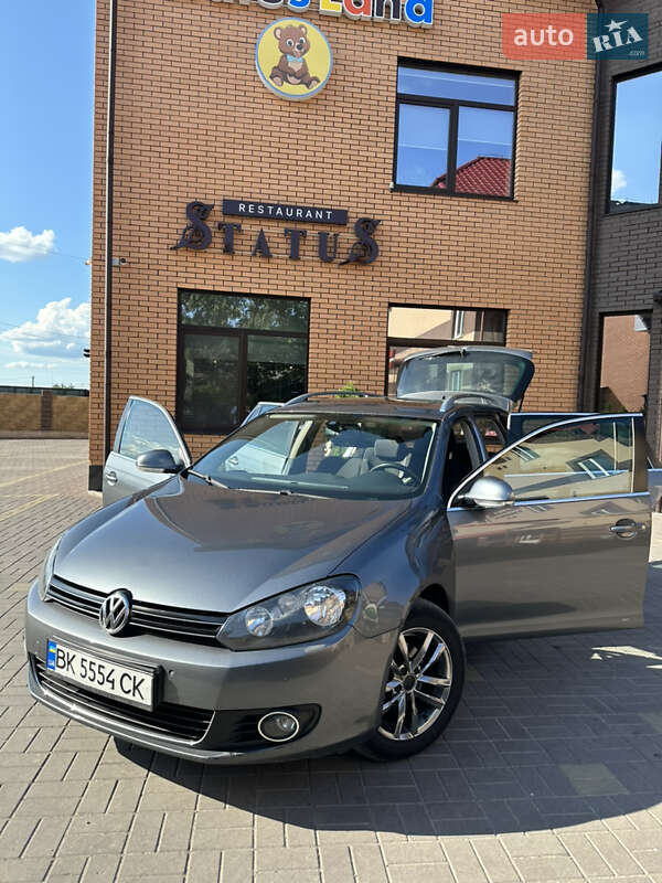 Volkswagen Golf 2011