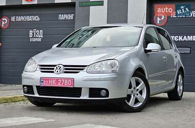 Хэтчбек Volkswagen Golf 2009 в Львове