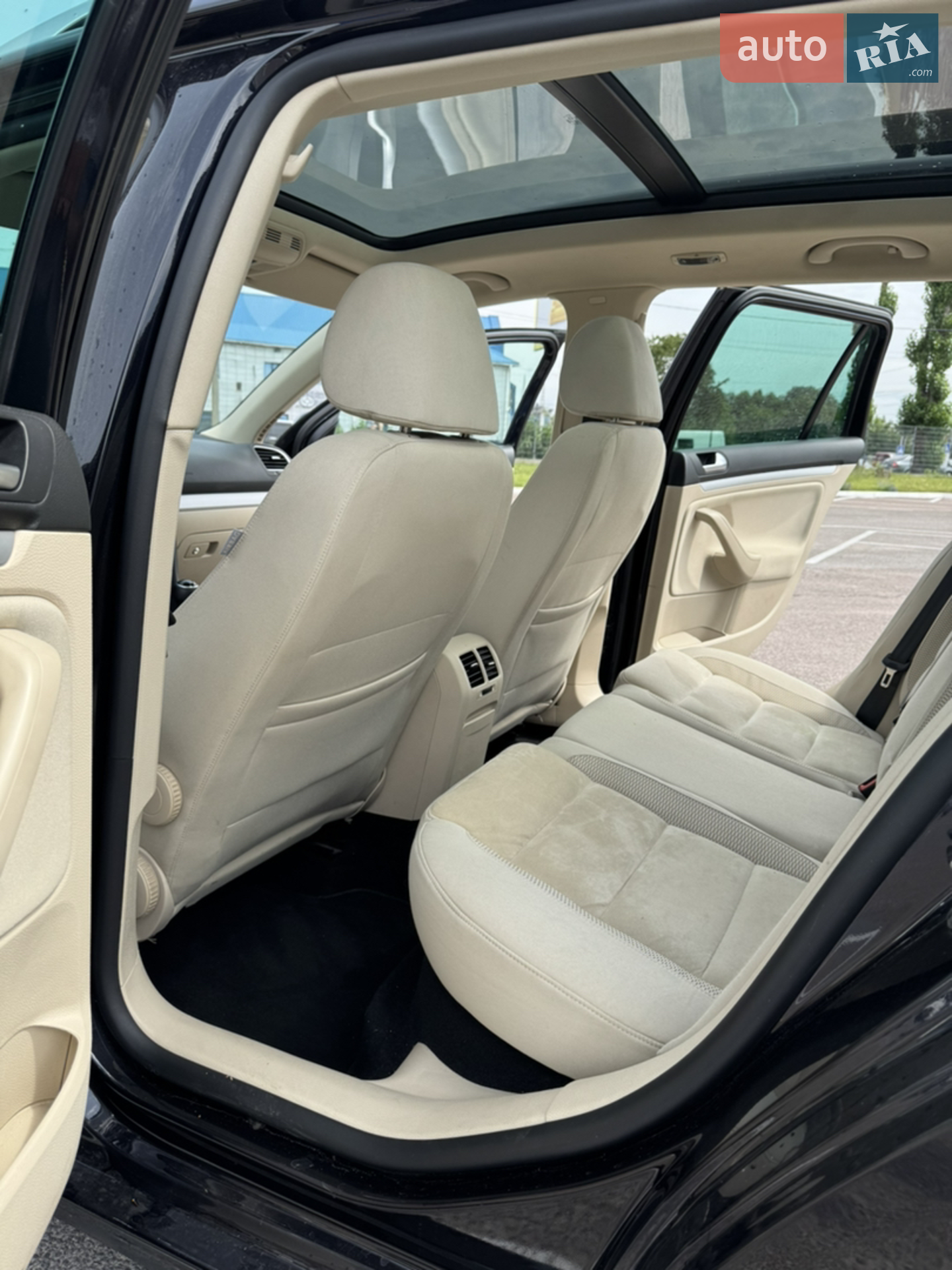 Volkswagen Golf 2010 VIN WVWZZZ1KZAM689433 фото оголошення 9 з 25