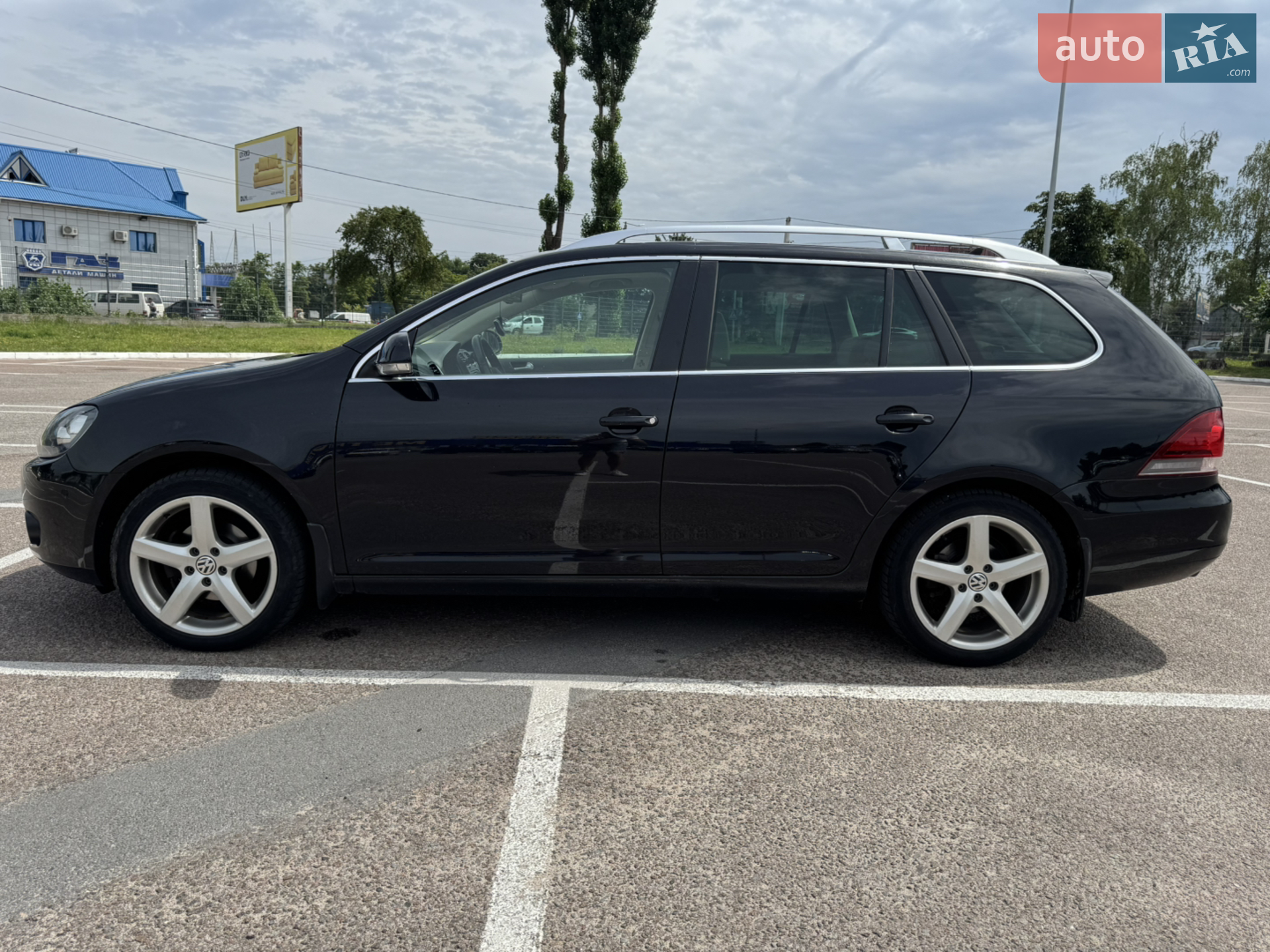 Volkswagen Golf 2010 VIN WVWZZZ1KZAM689433 фото оголошення 2 з 25