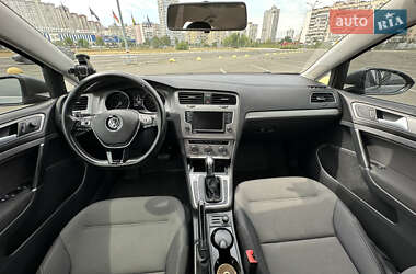 Универсал Volkswagen Golf 2015 в 