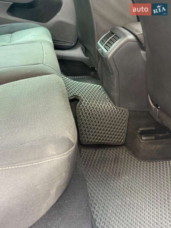 Універсал Volkswagen Golf 2014 в Хмільнику