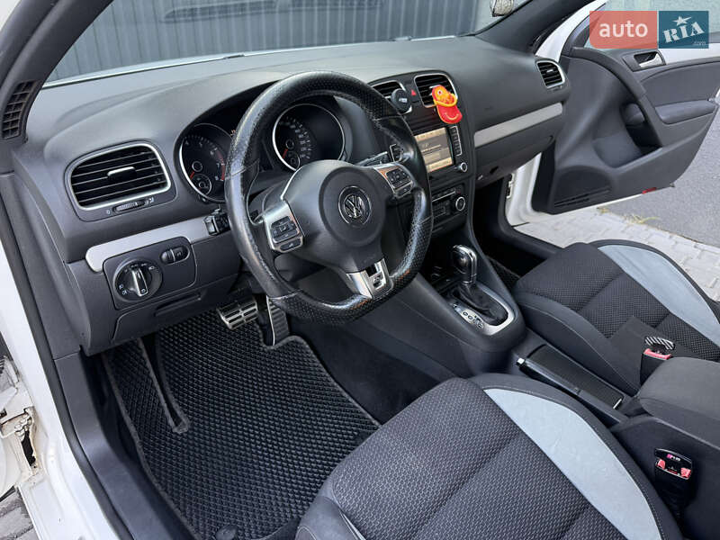 Хэтчбек Volkswagen Golf 2011 в Виннице