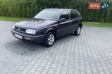 Хетчбек Volkswagen Golf 1994 в Зборові