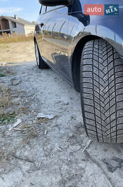 Хетчбек Volkswagen Golf 2012 в Києві