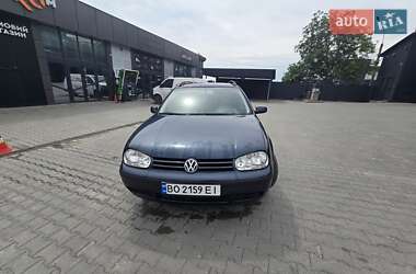 Універсал Volkswagen Golf 2004 в Тернополі