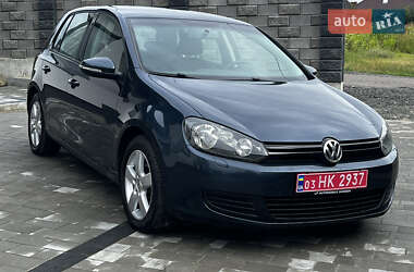 Хетчбек Volkswagen Golf 2010 в Луцьку