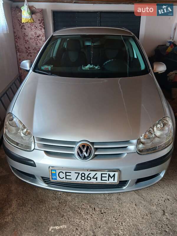 Volkswagen Golf 2004