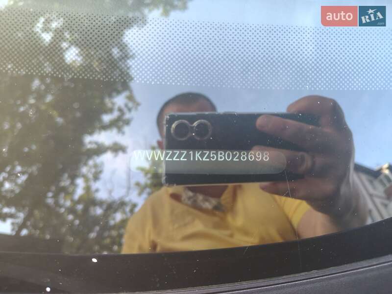 Хетчбек Volkswagen Golf 2004 в Благовіщенську