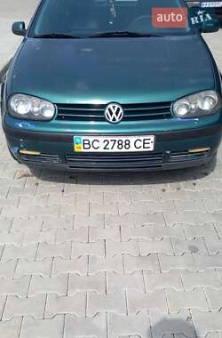 Хетчбек Volkswagen Golf 1999 в Стрию