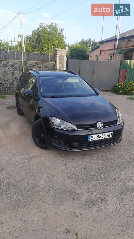 Универсал Volkswagen Golf 2013 в Полтаве
