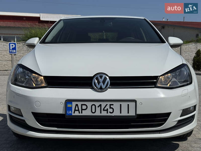 Хэтчбек Volkswagen Golf 2013 в Запорожье