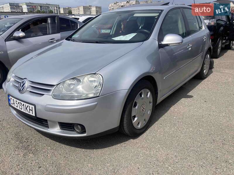 Хетчбек Volkswagen Golf 2007 в Черкасах
