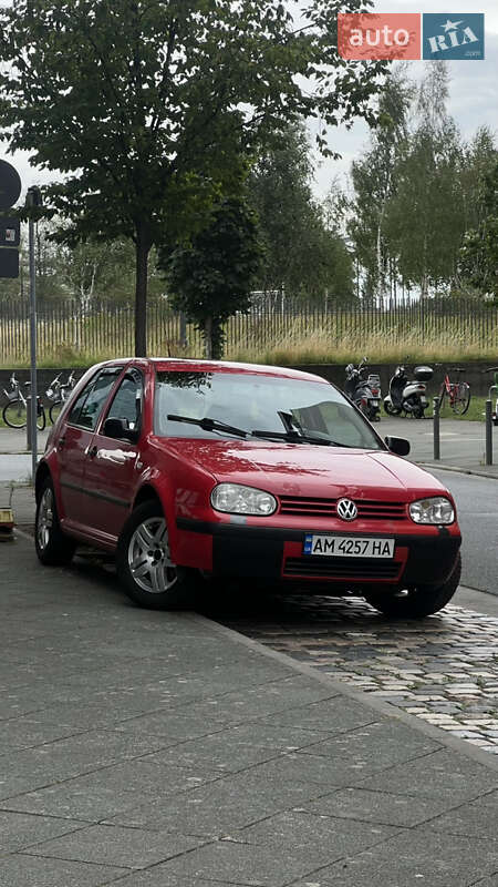 Volkswagen Golf 2002
