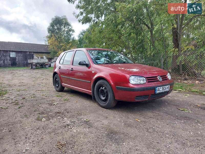 Volkswagen Golf 2000