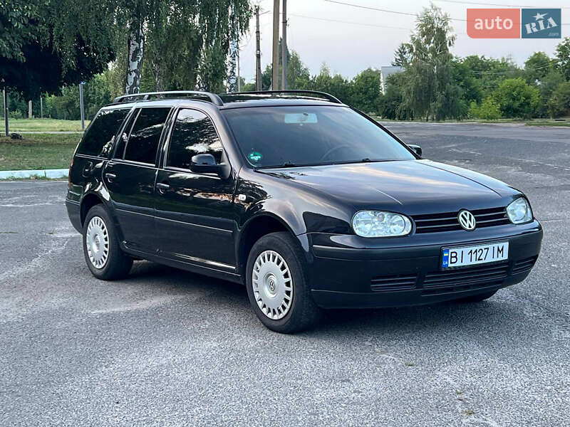 Универсал Volkswagen Golf 2003 в Лубнах