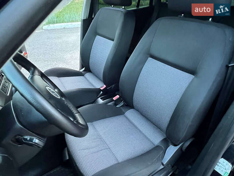 Универсал Volkswagen Golf 2003 в Лубнах