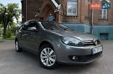 Хетчбек Volkswagen Golf 2012 в Сумах