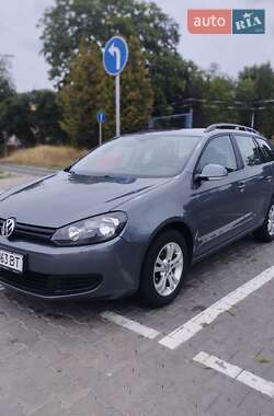 Універсал Volkswagen Golf 2012 в Долині