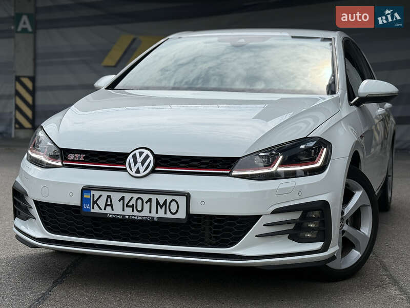 Volkswagen Golf 2020