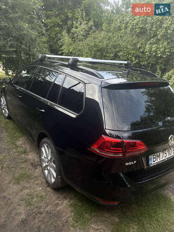 Универсал Volkswagen Golf 2015 в Сумах