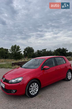 Хетчбек Volkswagen Golf 2012 в Черкасах