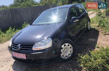 Хэтчбек Volkswagen Golf 2005 в Харькове