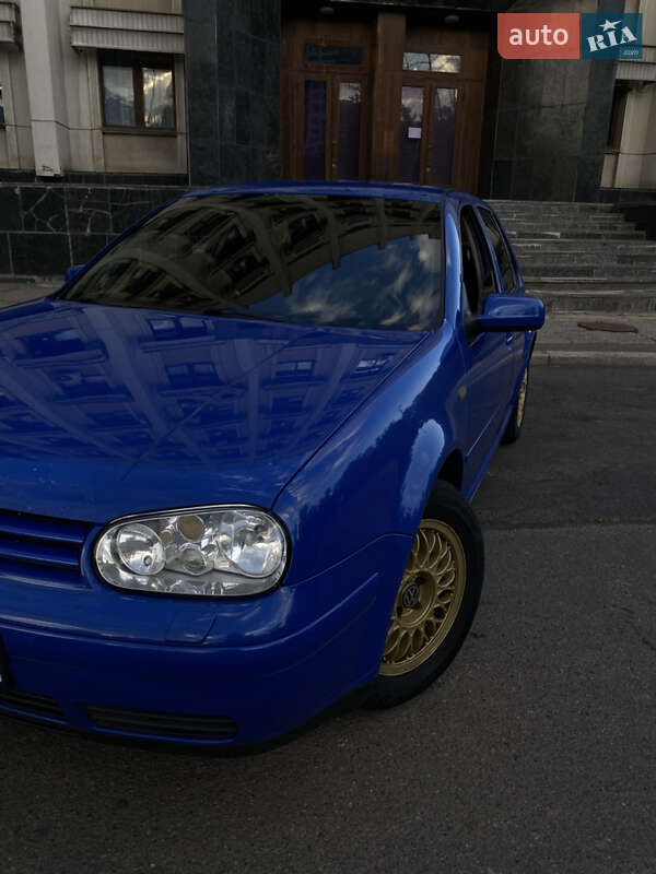 Хэтчбек Volkswagen Golf 1998 в Одессе