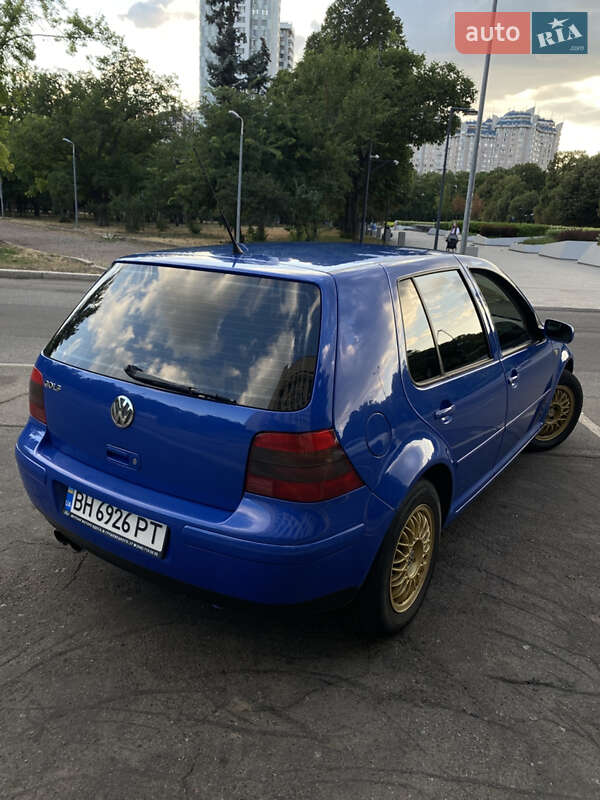 Хэтчбек Volkswagen Golf 1998 в Одессе