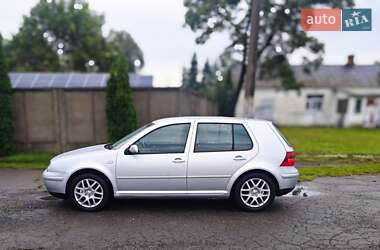 Хэтчбек Volkswagen Golf 2002 в Красилове