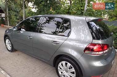 Хетчбек Volkswagen Golf 2009 в Мукачевому