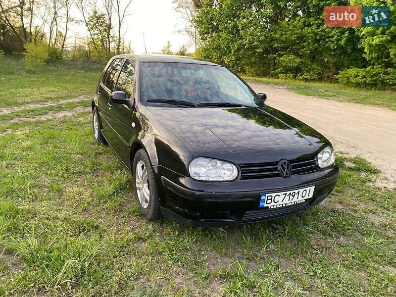 Volkswagen Golf 2000