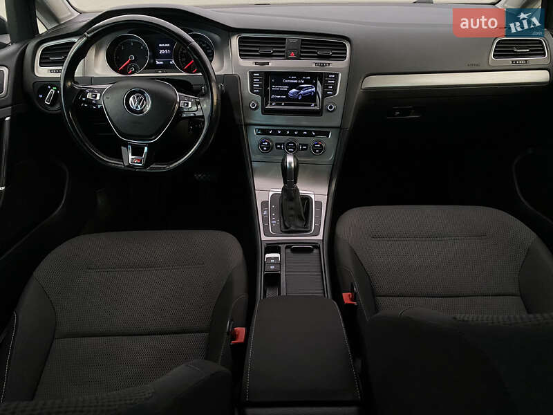 Универсал Volkswagen Golf 2014 в Мукачево