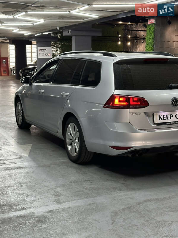 Універсал Volkswagen Golf 2014 в Одесі