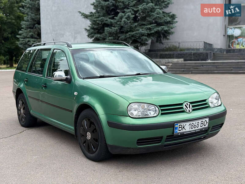 Volkswagen Golf 2001