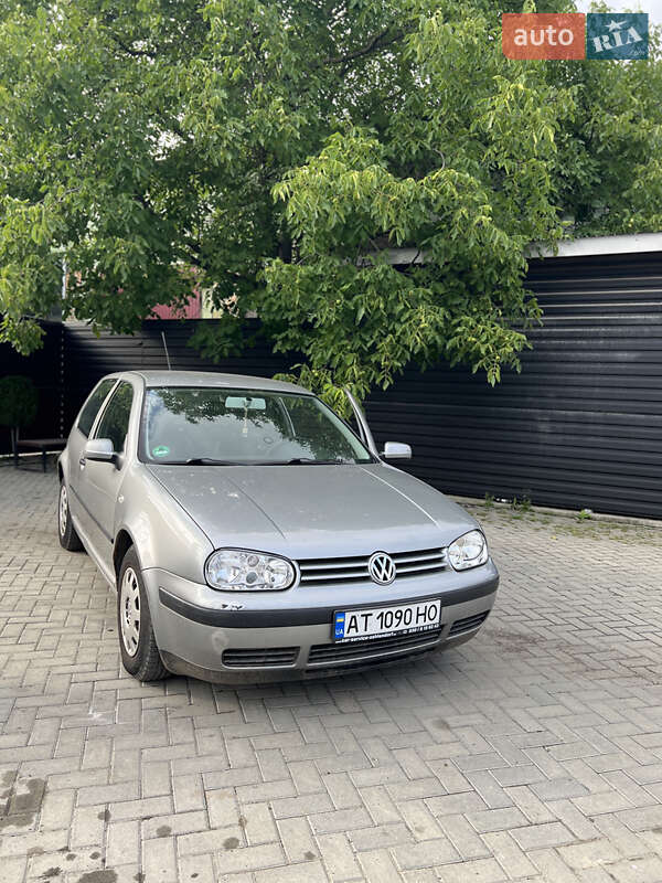 Volkswagen Golf 2001