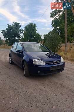 Хэтчбек Volkswagen Golf 2006 в Запорожье